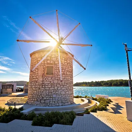 Casa Oliva Kim Marie - Happy